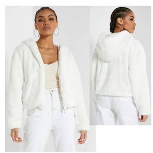 Top Shop Women’s FauxFur Hooded ZipUp Jacket White